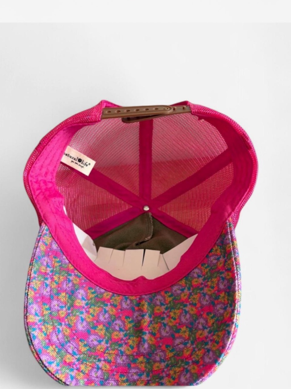 Natural Life agree Spirit Multicolor Trucker Hat - Olive & Pink - Picture 4 of 6